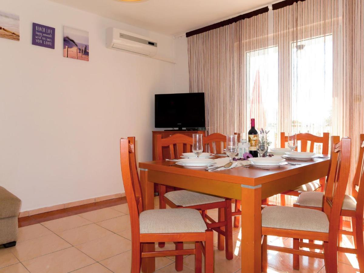 Pinezići Apartment Mira - Krk146 By Interhome מראה חיצוני תמונה